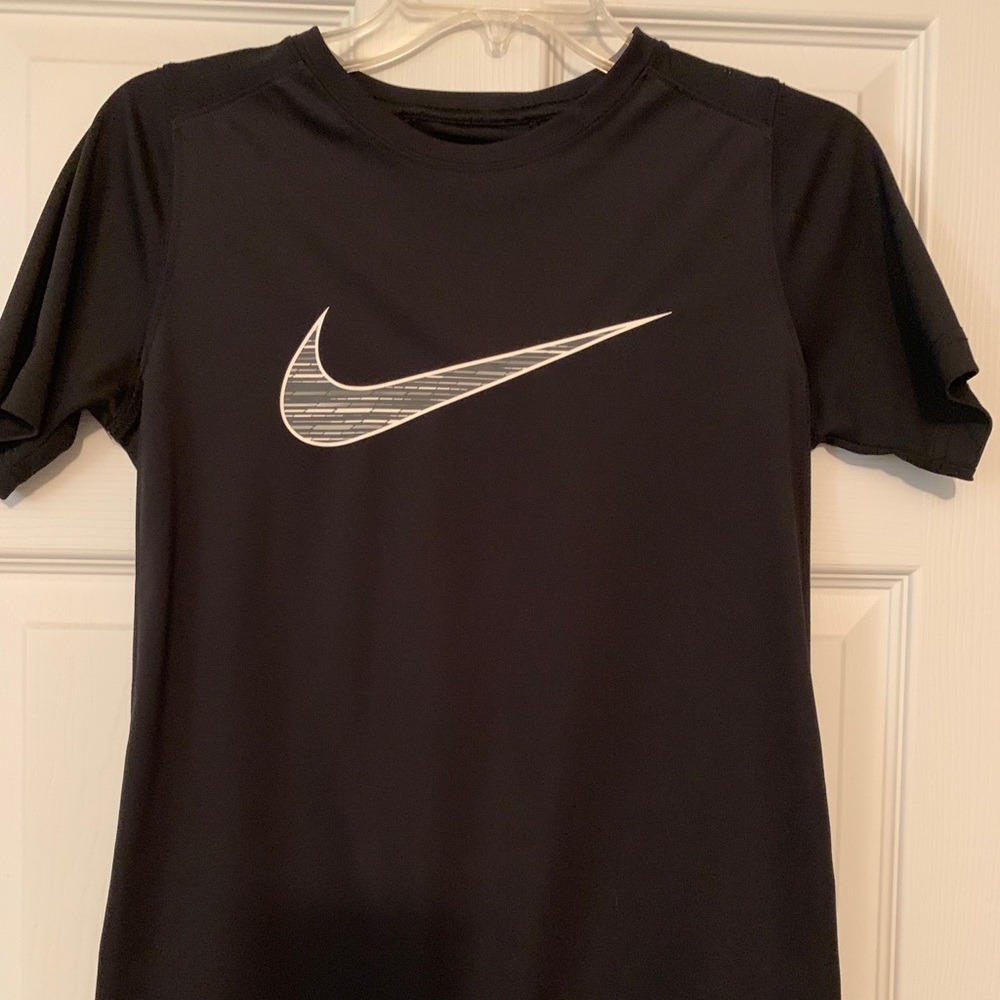 Nike Dri Fit Boy’s shirt
